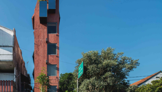 سبع غرف(Pitu Rooms): ثاني أنحف فندق في العالم، موجود في سالاتيجا(Salatiga)، إندونيسيا!